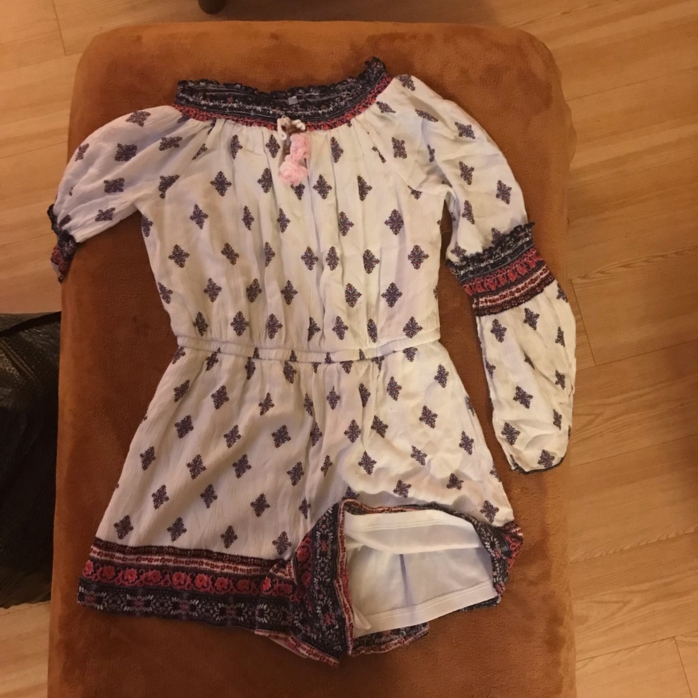 Romper - Picture 2 of 3